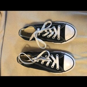 Youth boys converse shoes